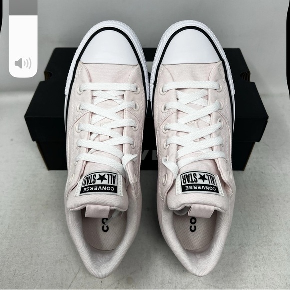 Converse Women's Light Pink Low-Top Sneakers Zise 10‎ NEW - Picture 12 of 13